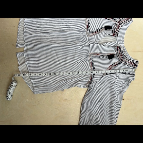 Bohemian Folk Blouse - lots of detail - Picture 4 of 10